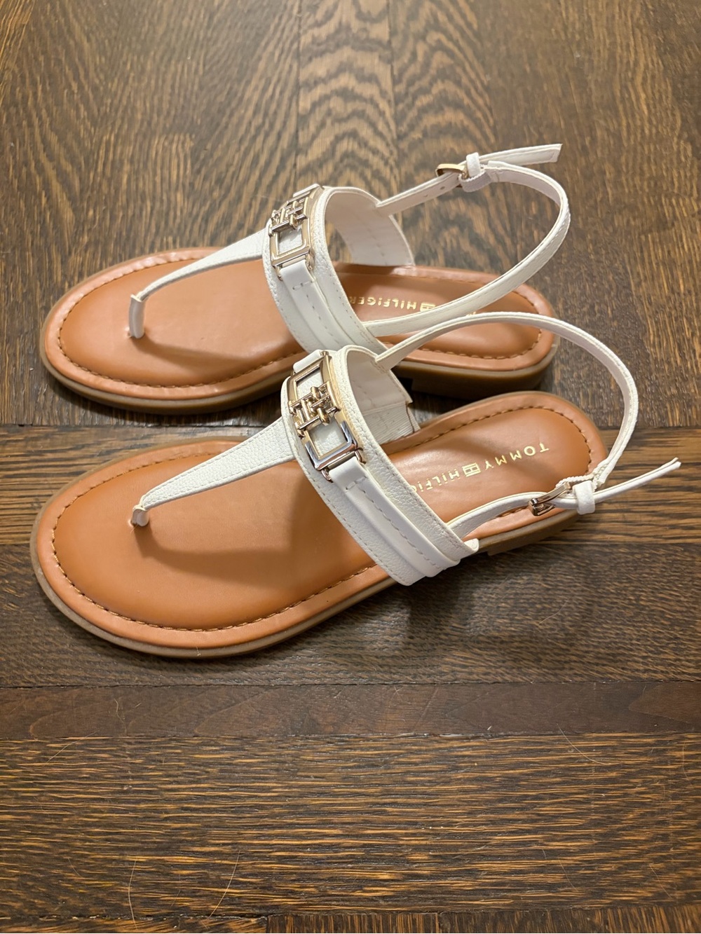Tommy Hilfiger White and Tan T-Strap Sandals with Gold Accent